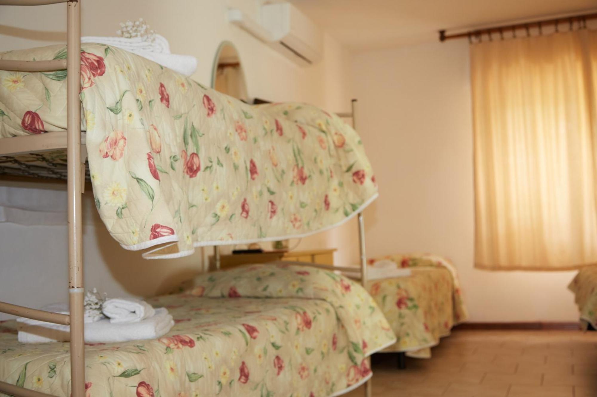 Hotel Italiacervia Luaran gambar