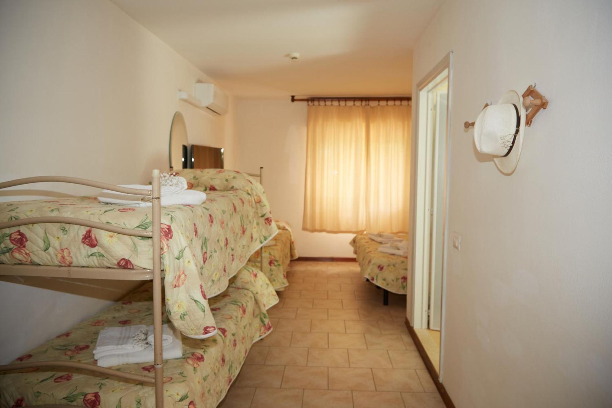 Hotel Italiacervia Luaran gambar