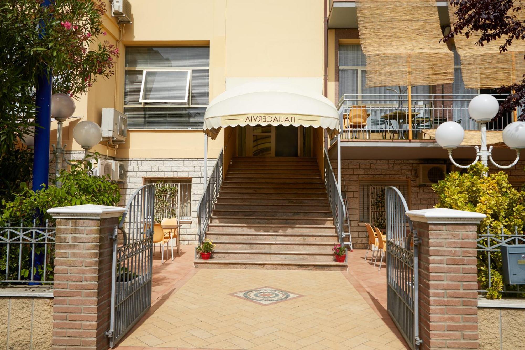 Hotel Italiacervia Luaran gambar