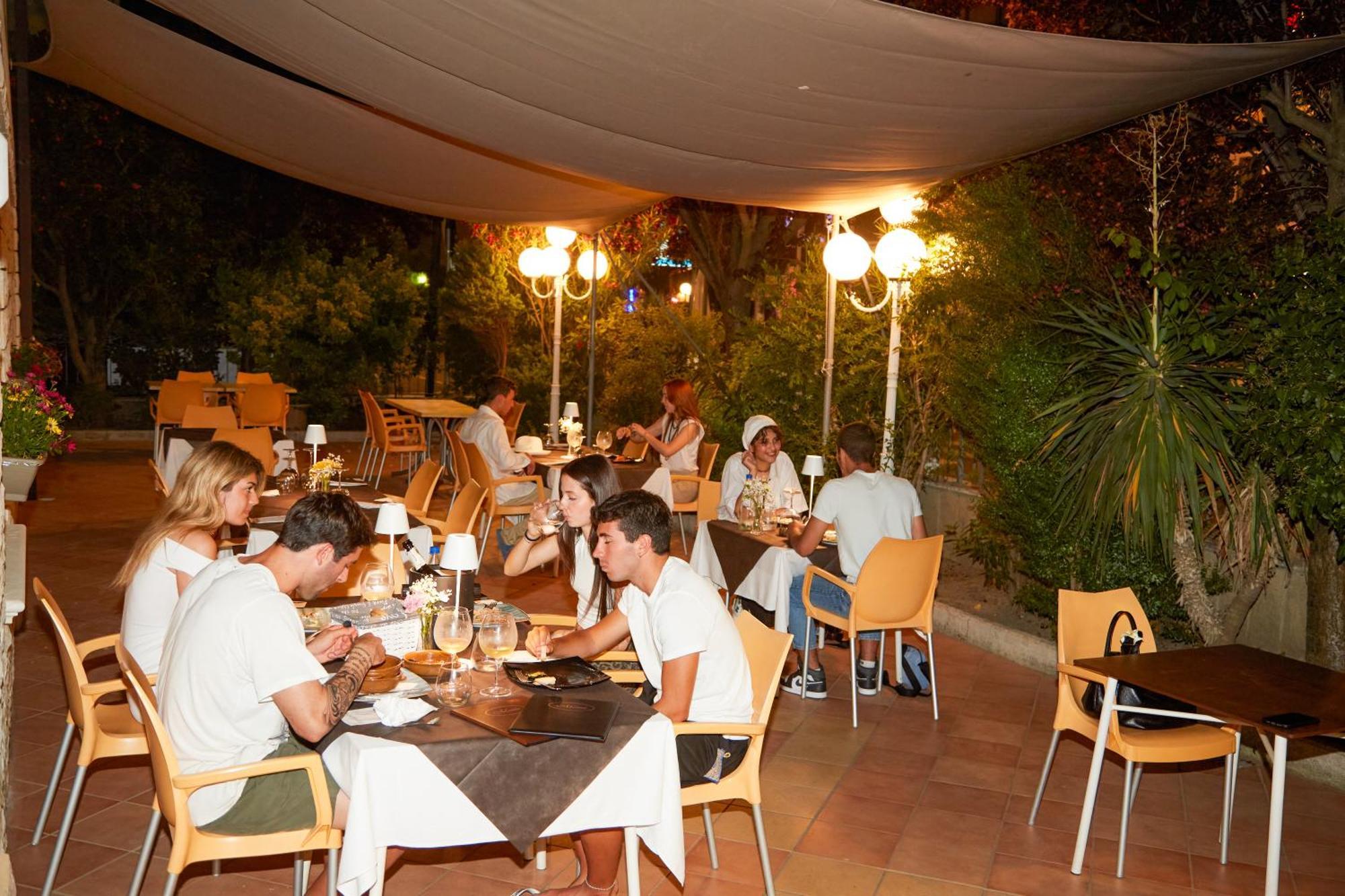 Hotel Italiacervia Luaran gambar