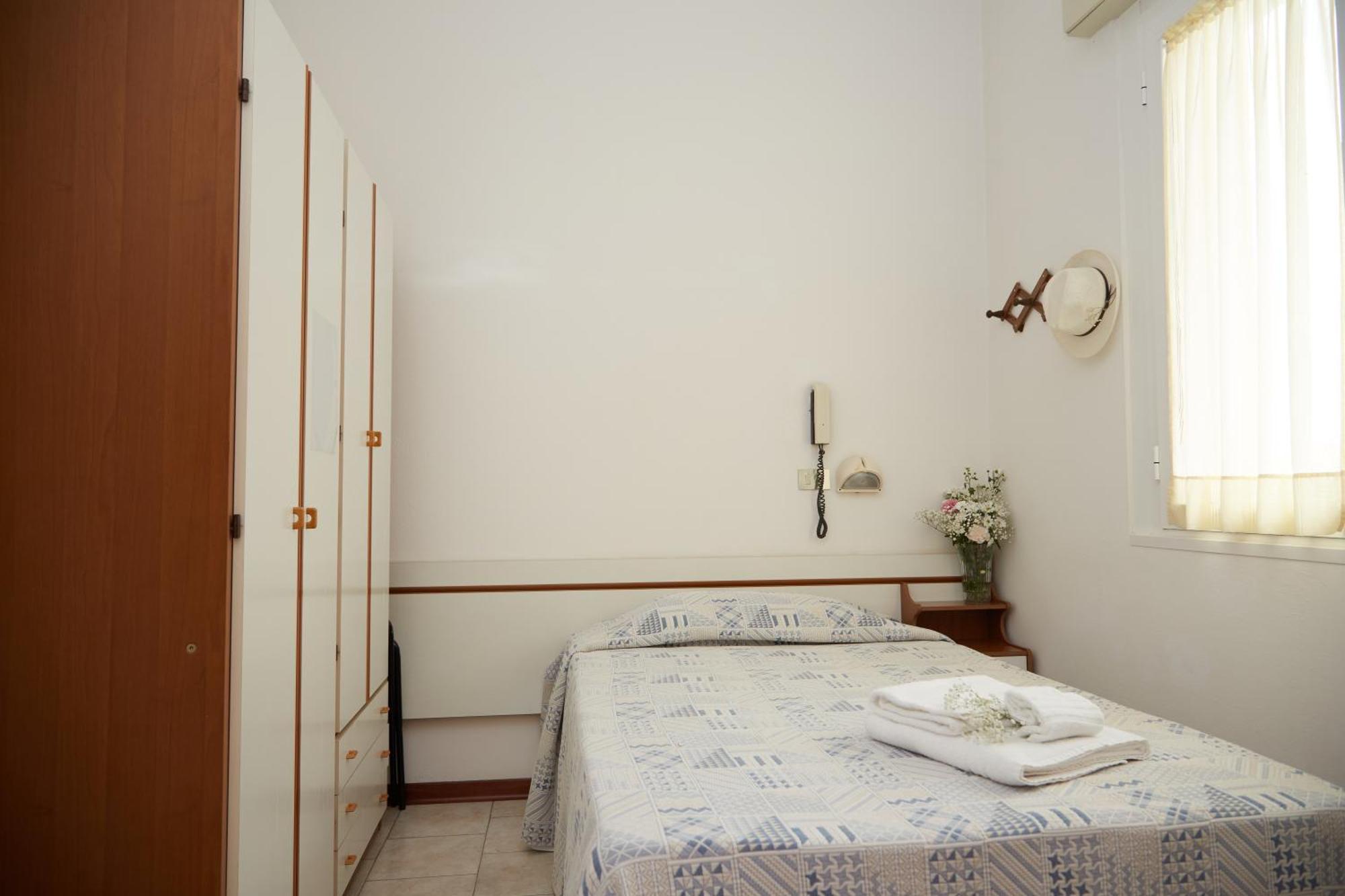 Hotel Italiacervia Luaran gambar