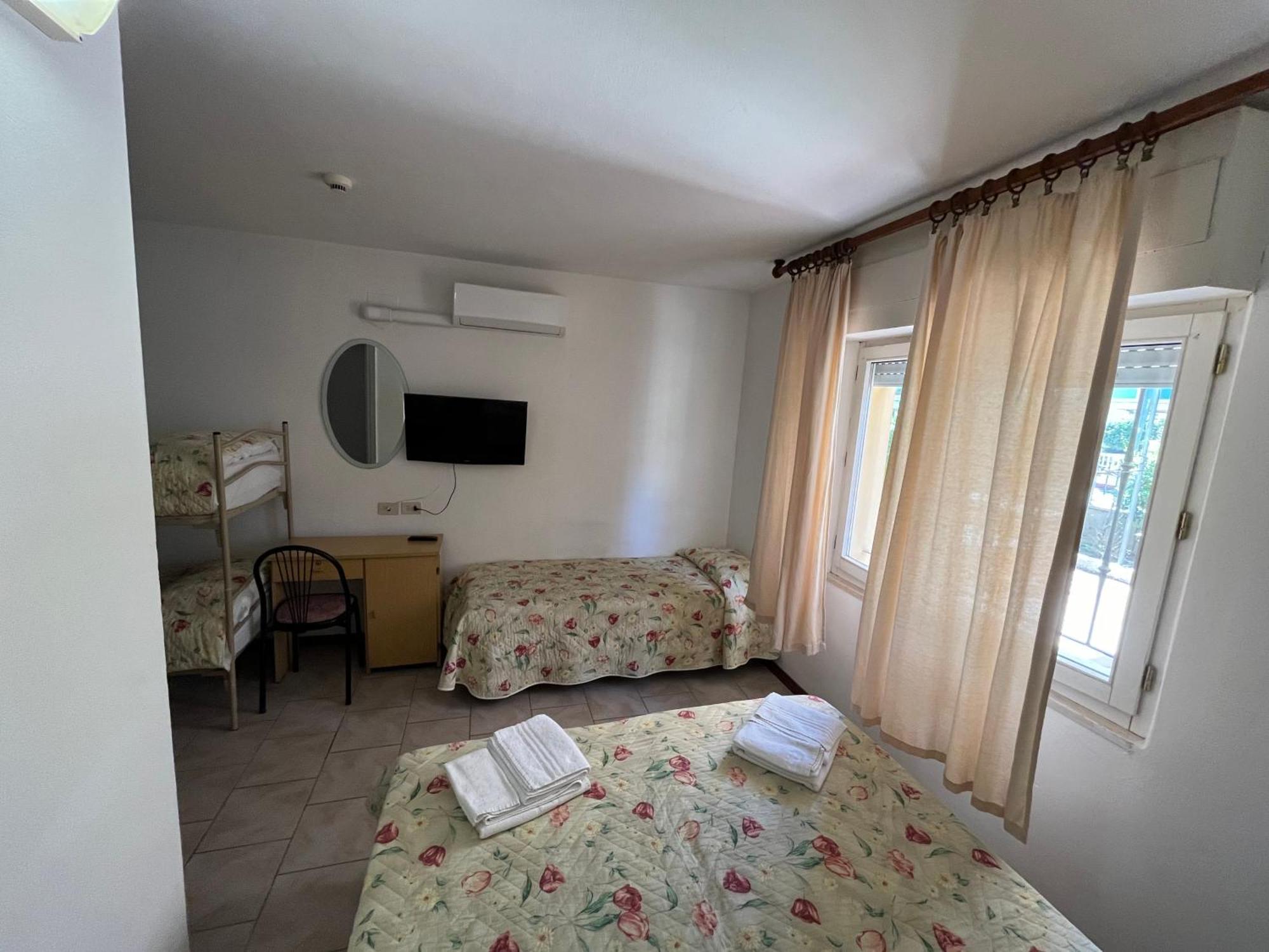 Hotel Italiacervia Luaran gambar