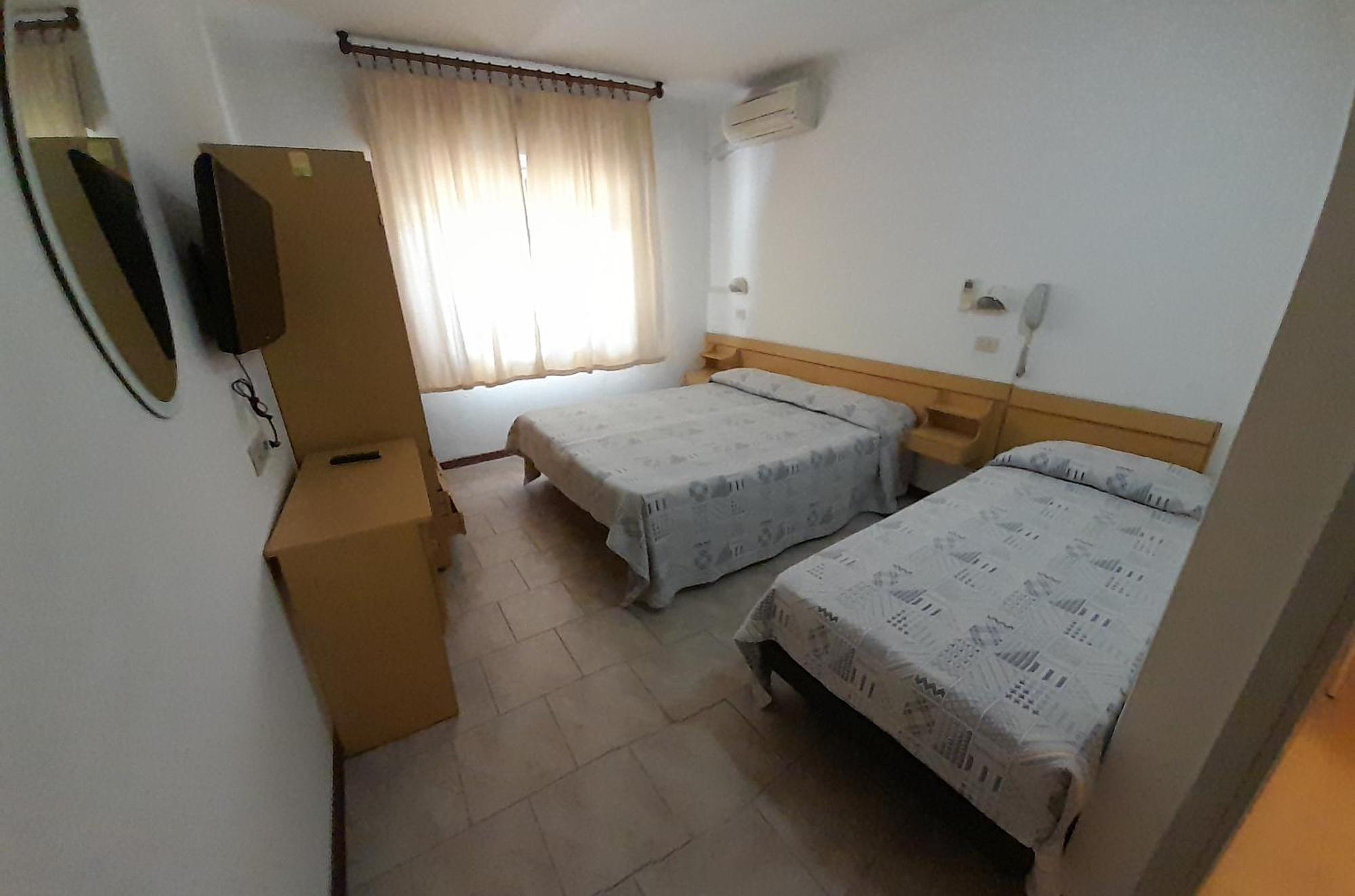 Hotel Italiacervia Luaran gambar